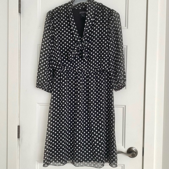 Black Polka Dot Neck Bow Tie Dress Size 8 - Picture 1 of 3
